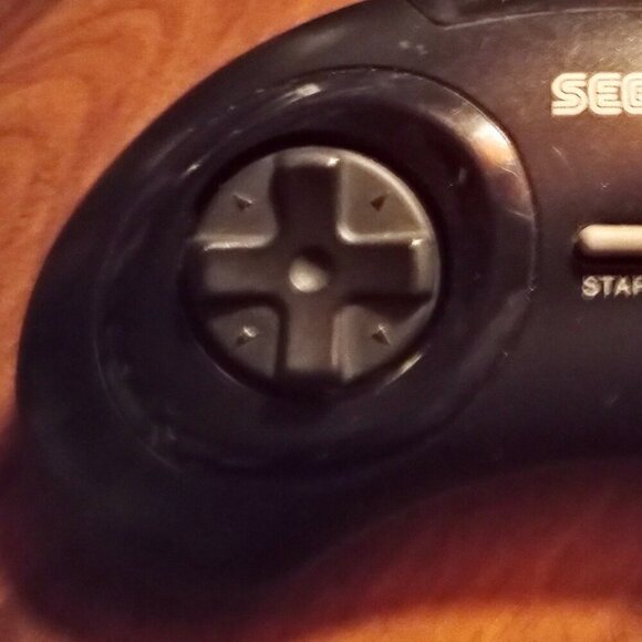 Sega Genesis OEM Controller {Cleaned and Working} (Used) - Picture 3 of 10